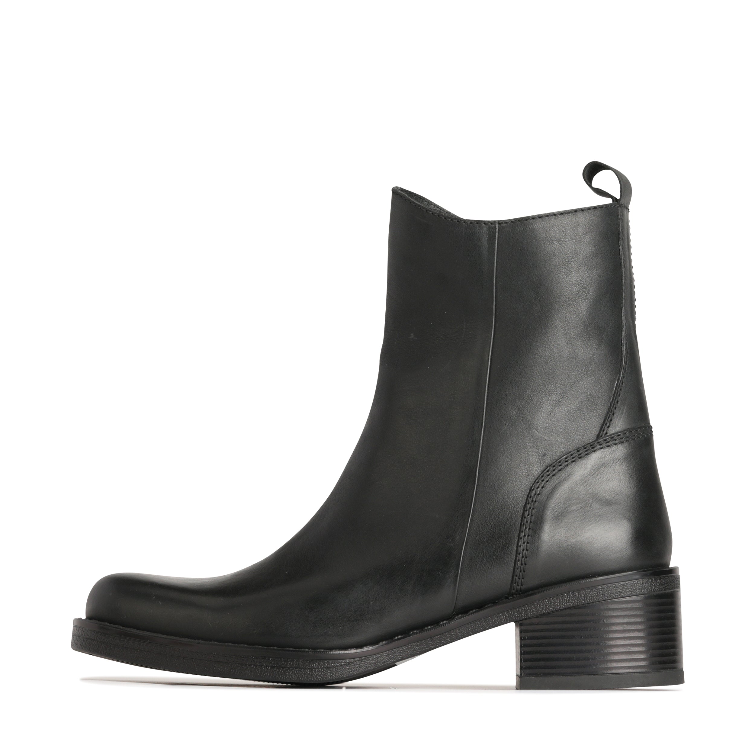 PAMPAS LEATHER ANKLE BOOOTS
