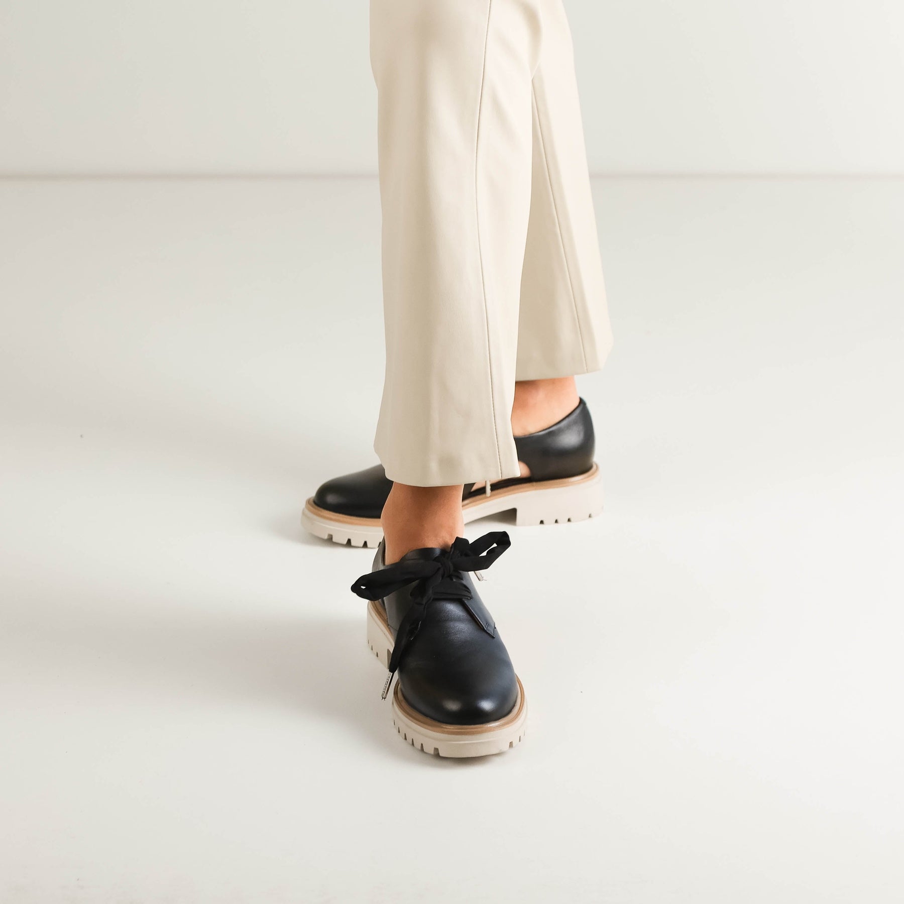 EOS Anise | Women Derby Shoes | Lace Up Shoes