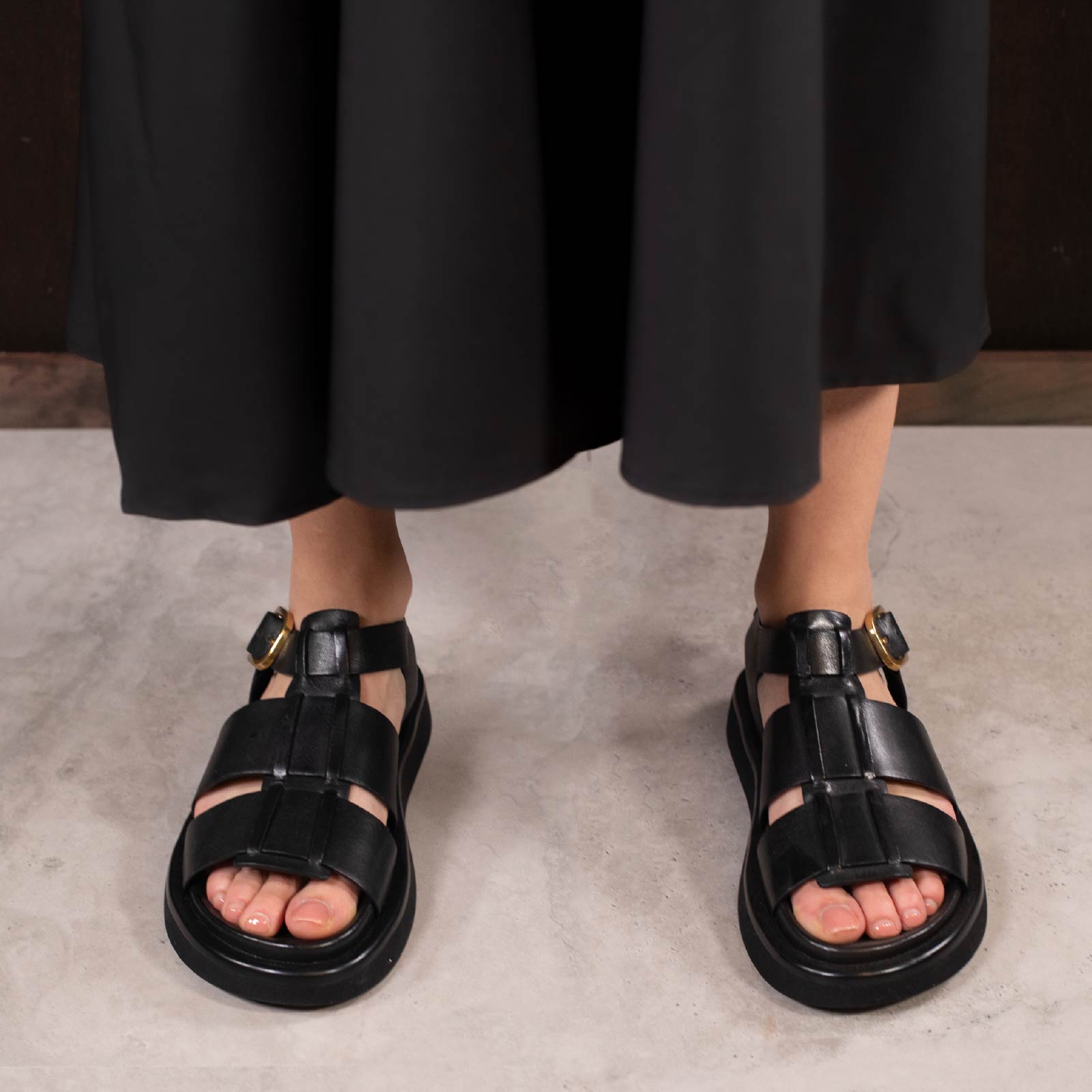EOS Footwear - SLAYER 
#color_black