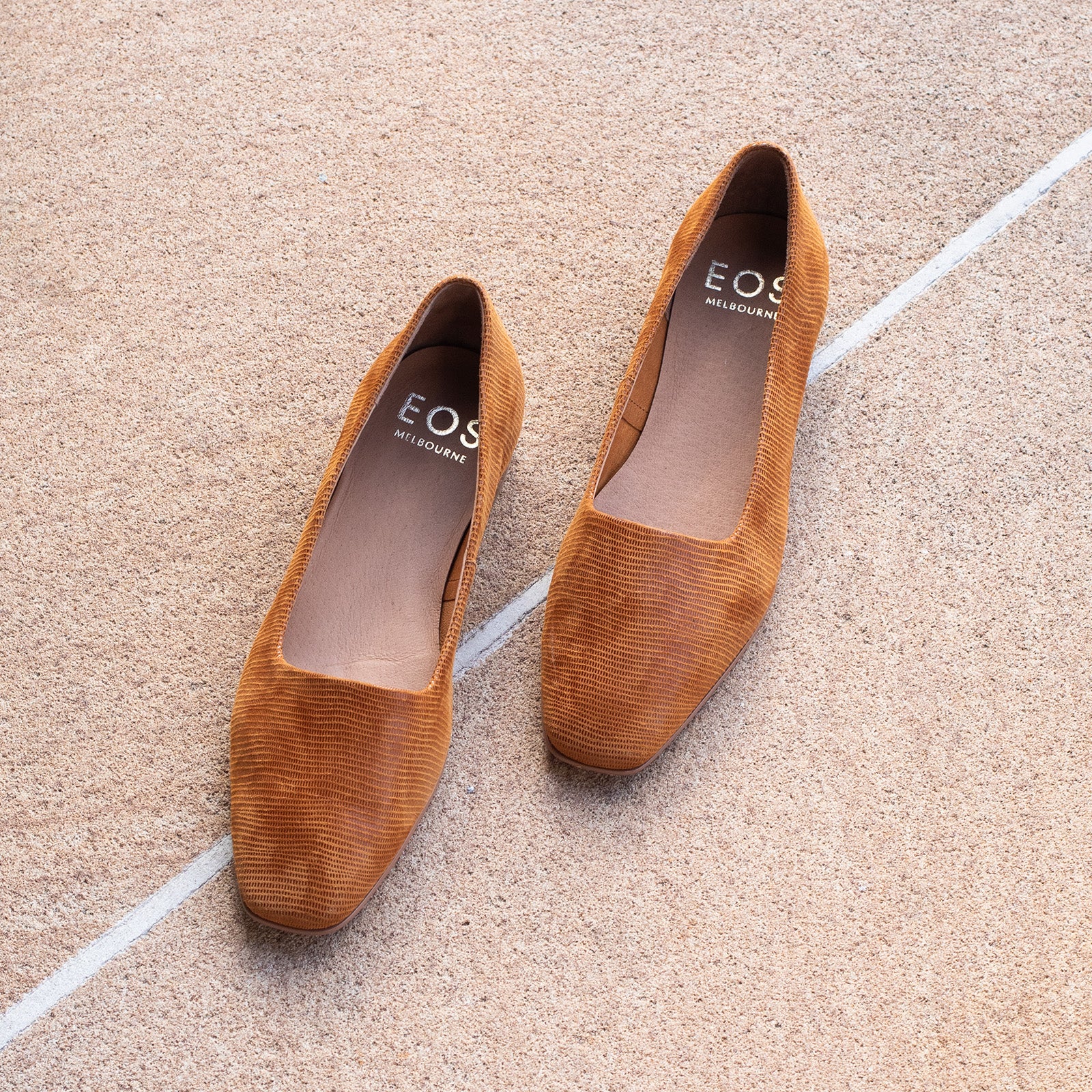 EOS Footwear - SOLANA 
#color_brandy