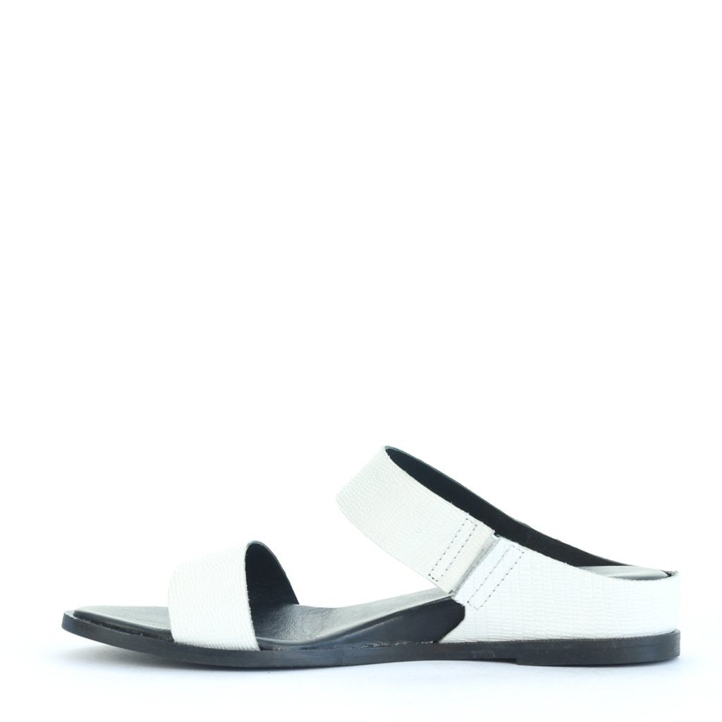FAE - EOS Footwear - Slides
#color_white