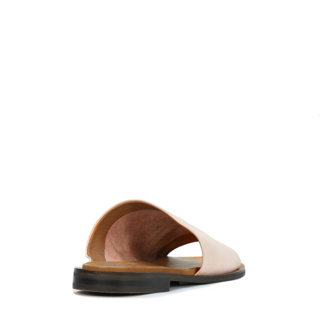 Guppy Leather Slides - EOS Footwear - Slides