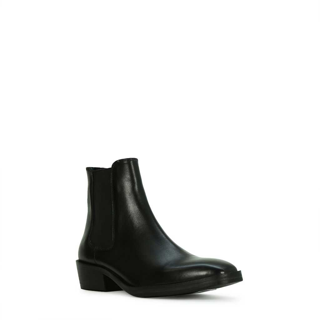 BOSS-1 - EOS Footwear - Chelsea Boots