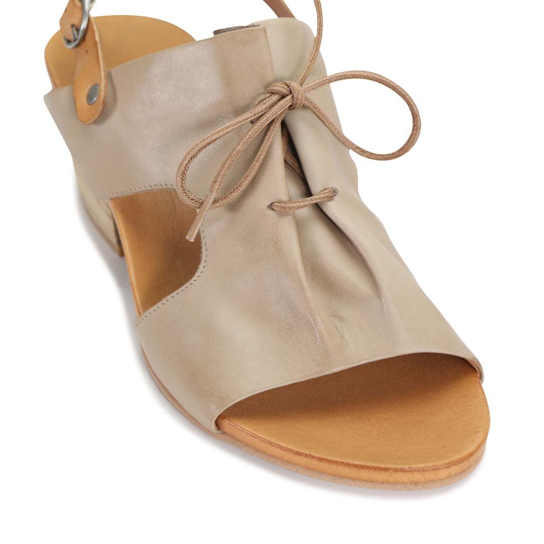CUBIT - EOS Footwear - Sling Back Sandals #color_Blk/tan