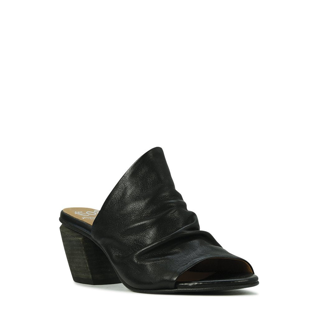 FALLON - EOS Footwear - Slides #color_Black