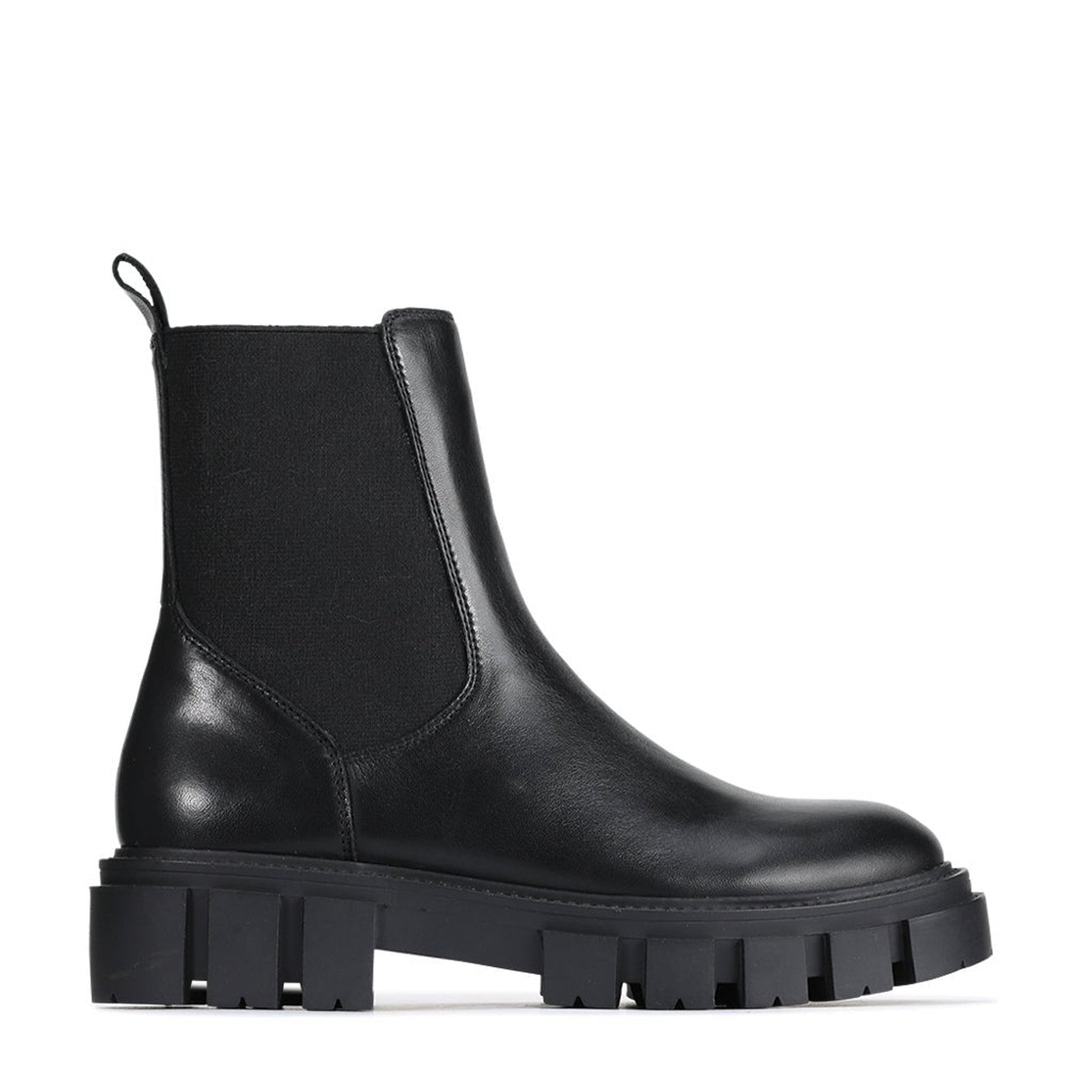 EOS Feat Women Chelsea Boots Tonal Combat Boot