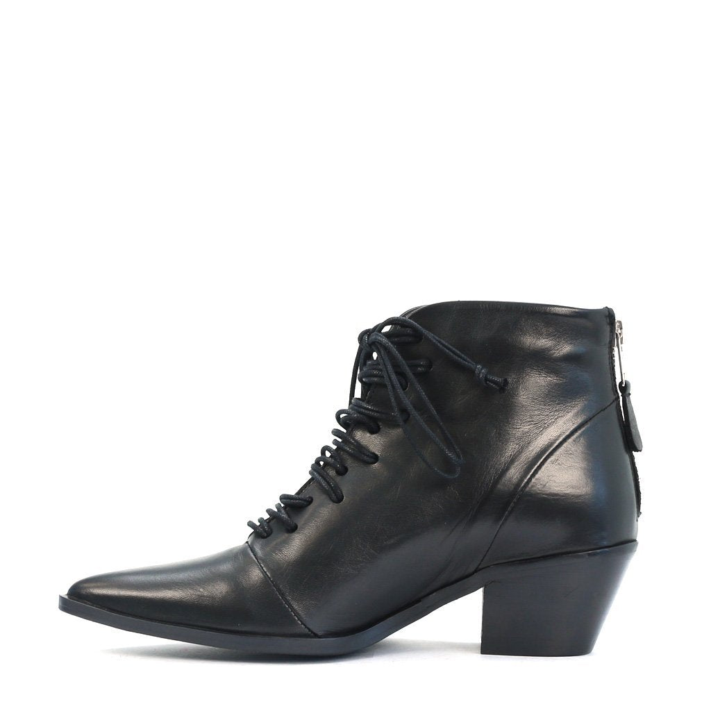 GIDDY - EOS Footwear - Ankle Boots #color_black