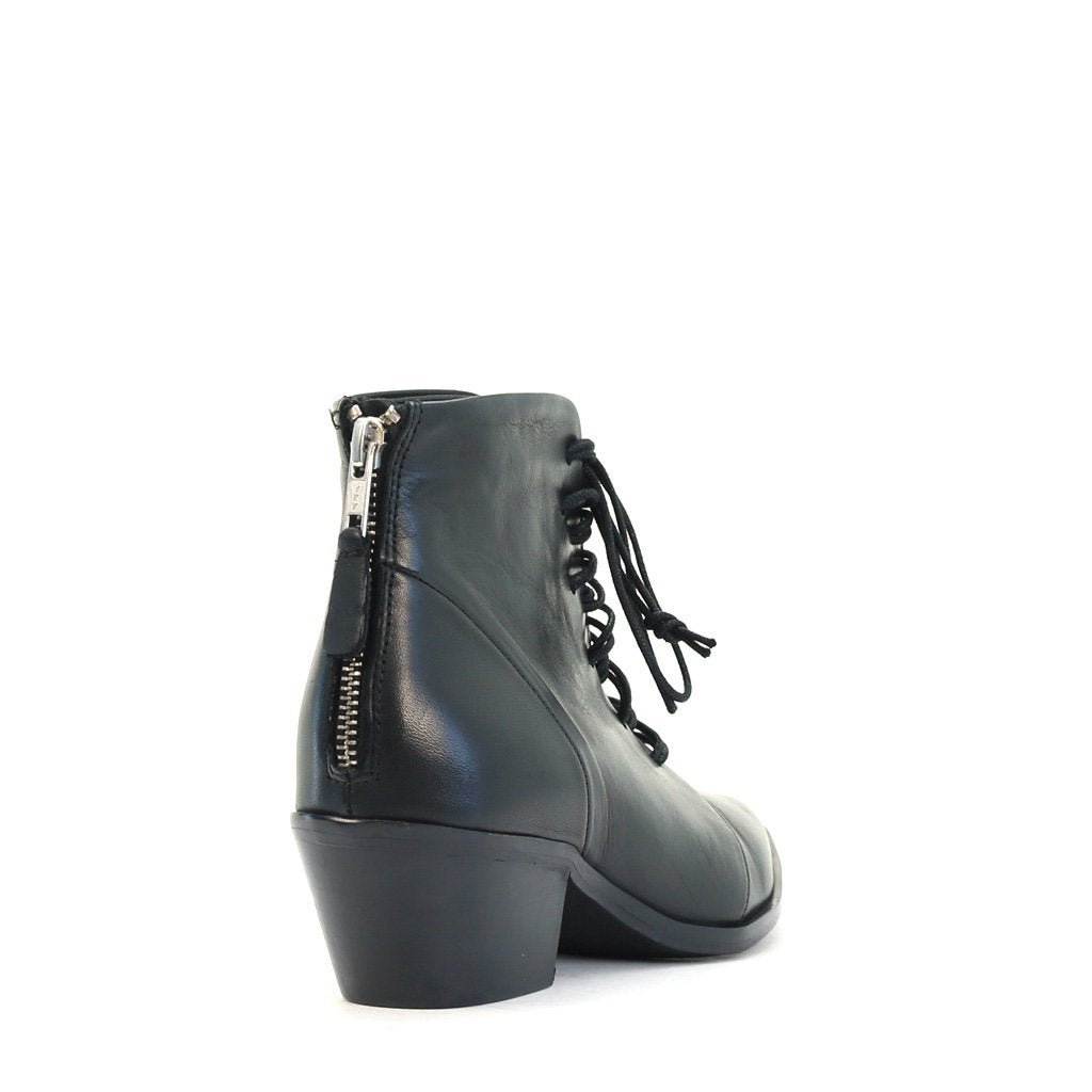 GIDDY - EOS Footwear - Ankle Boots #color_Black