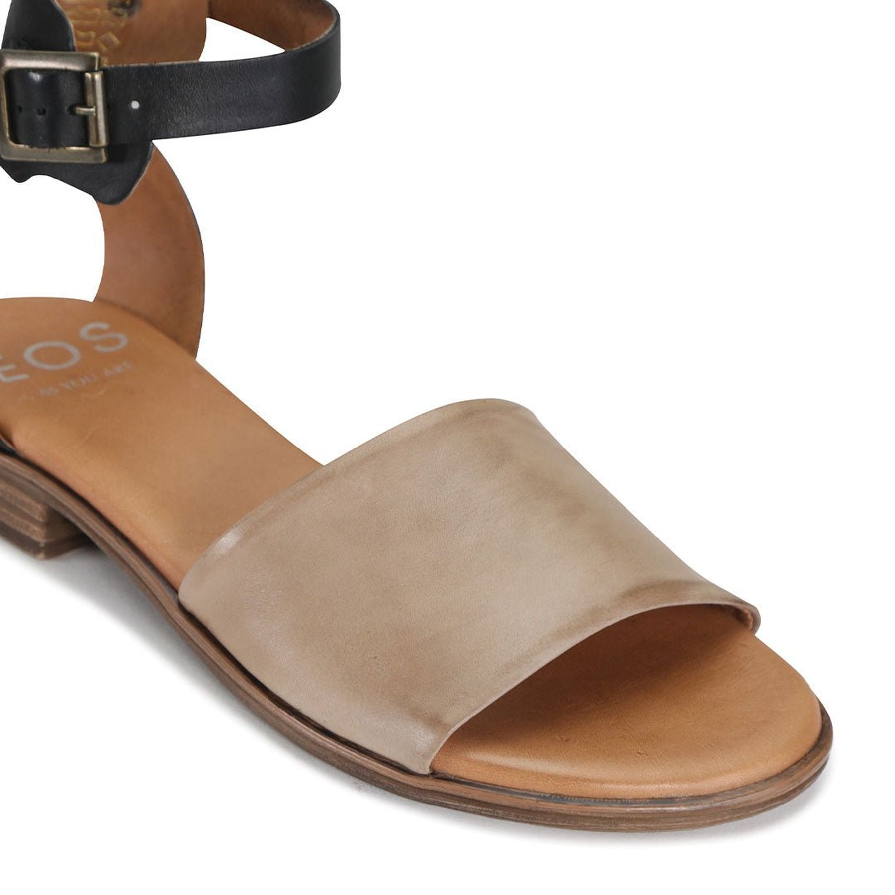 ILOS - EOS Footwear - Ankle Strap Sandals #color_Black/brandy