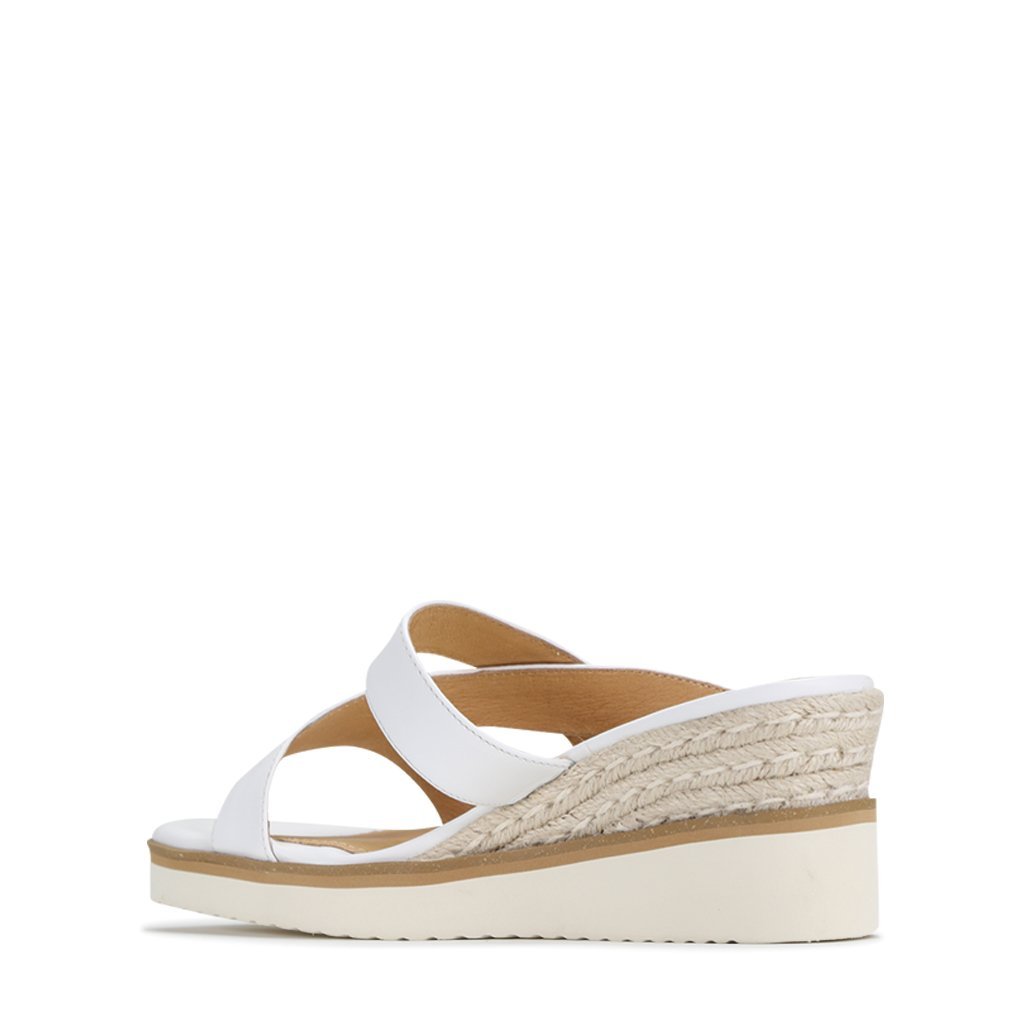 LAZ - EOS Footwear - Slides #color_white
