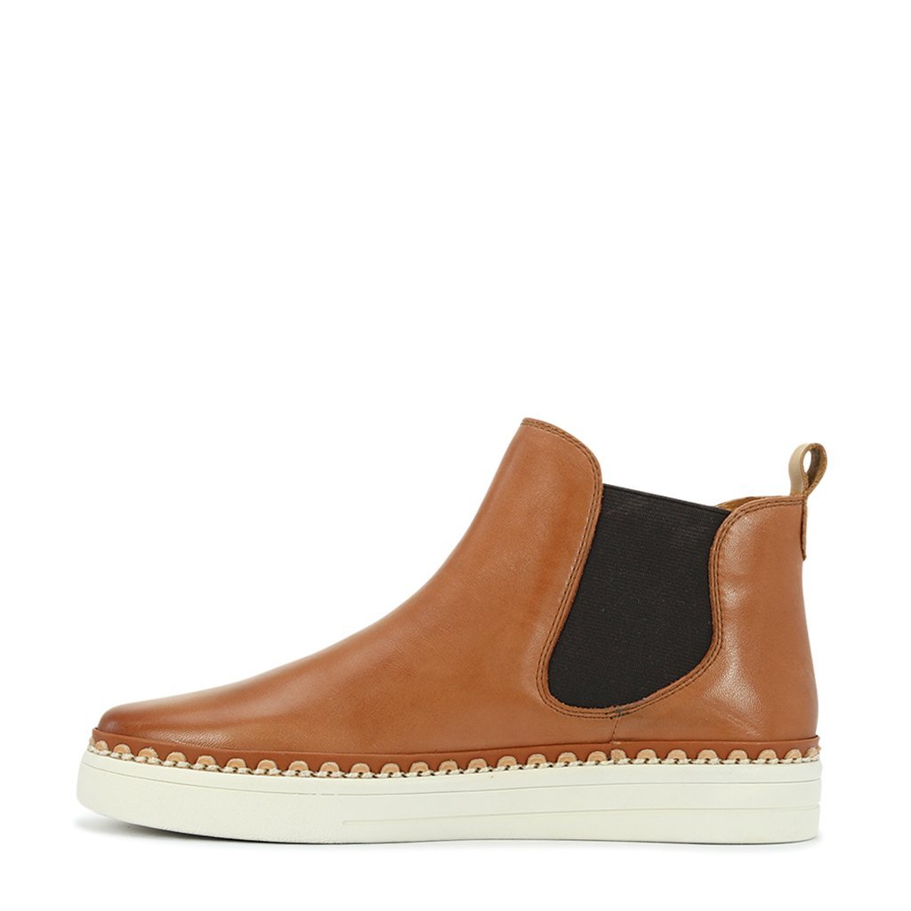 MOORA - EOS Footwear - High Sneakers