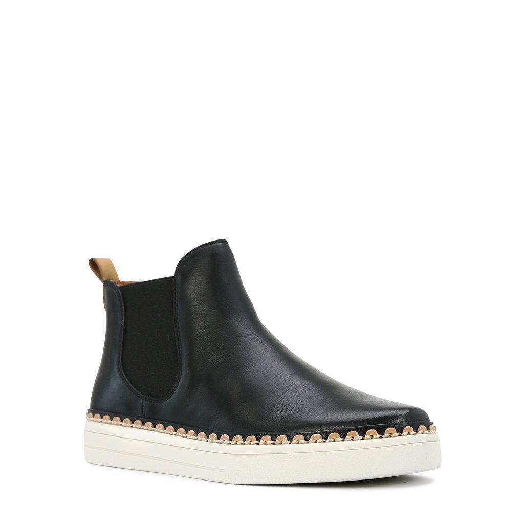 MOORA - EOS Footwear - High Sneakers