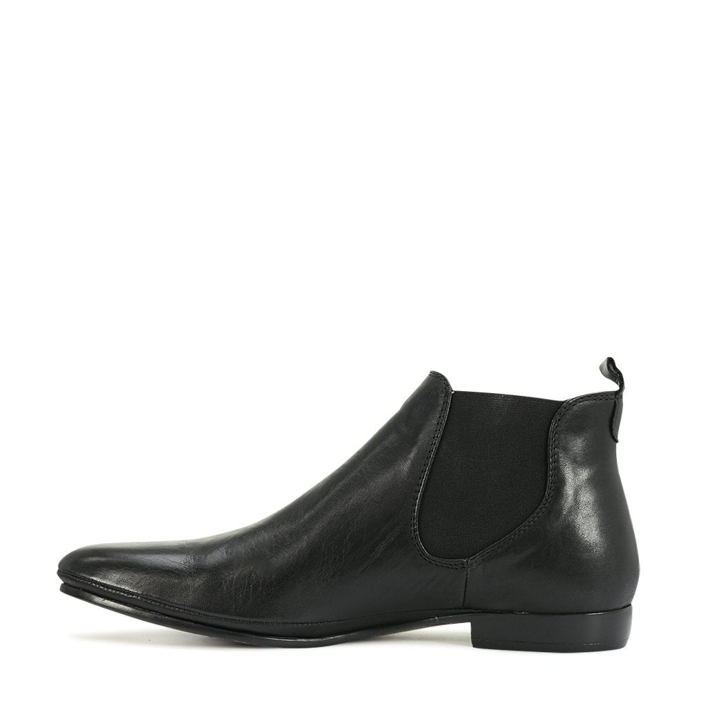 NILA - EOS Footwear - Chelsea Boots #color_Black