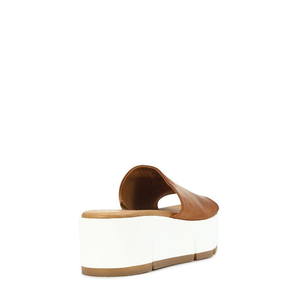 PALLA - EOS Footwear - Slides #color_Brandy