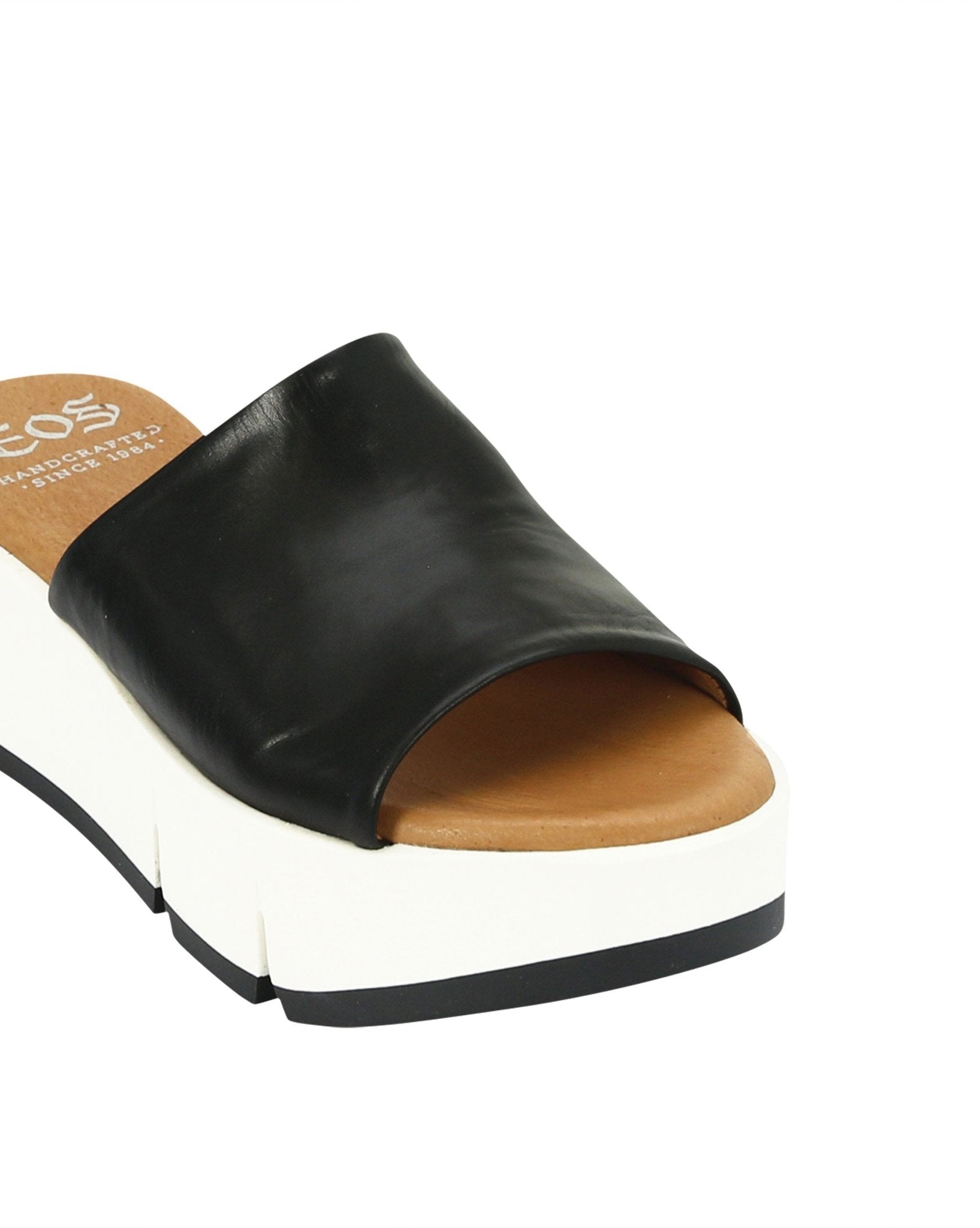 PALLA - EOS Footwear - Slides #color_black