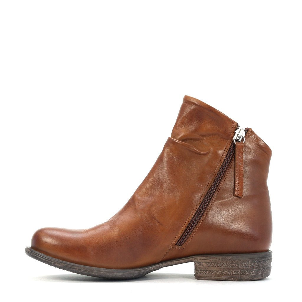 WILDER - EOS Footwear - Ankle Boots #color_Brandy