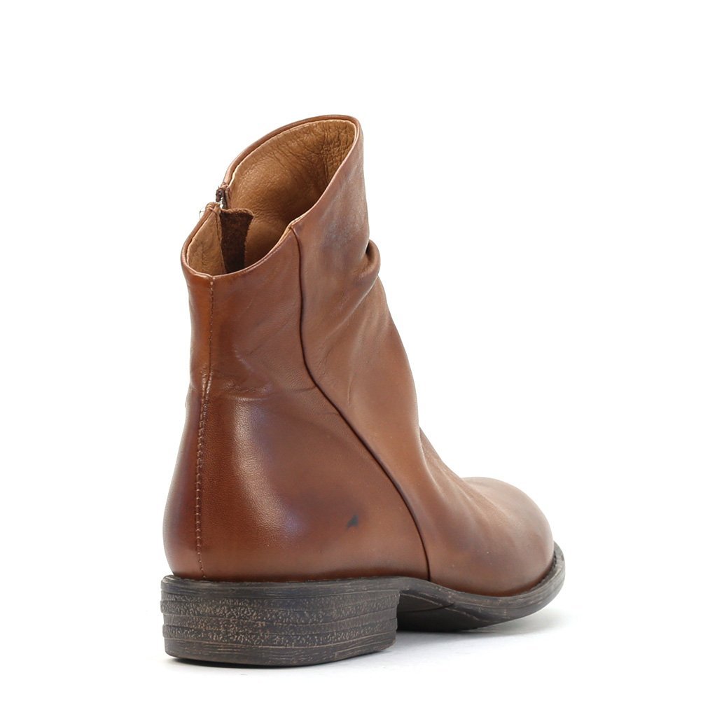WILDER - EOS Footwear - Ankle Boots #color_Brandy