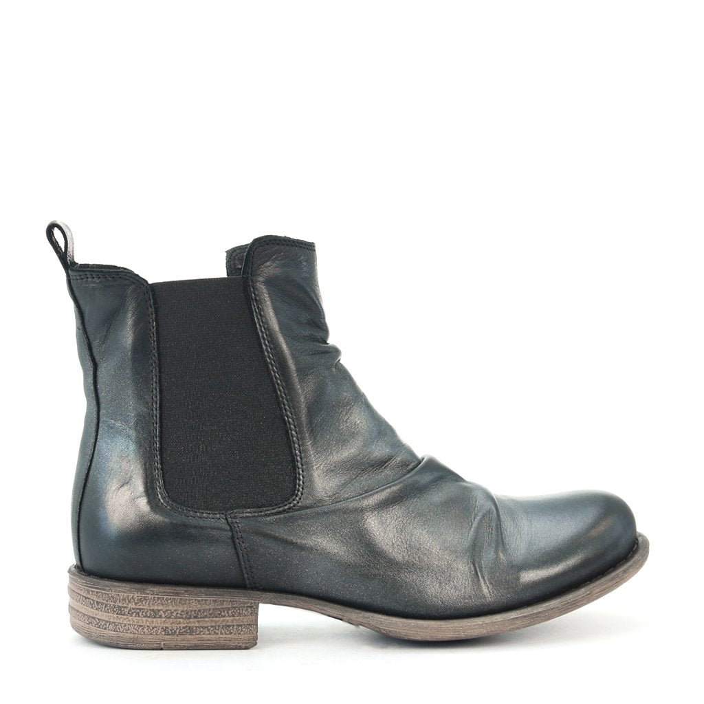 WILLO - EOS Footwear - Chelsea Boots  #color_black metallic