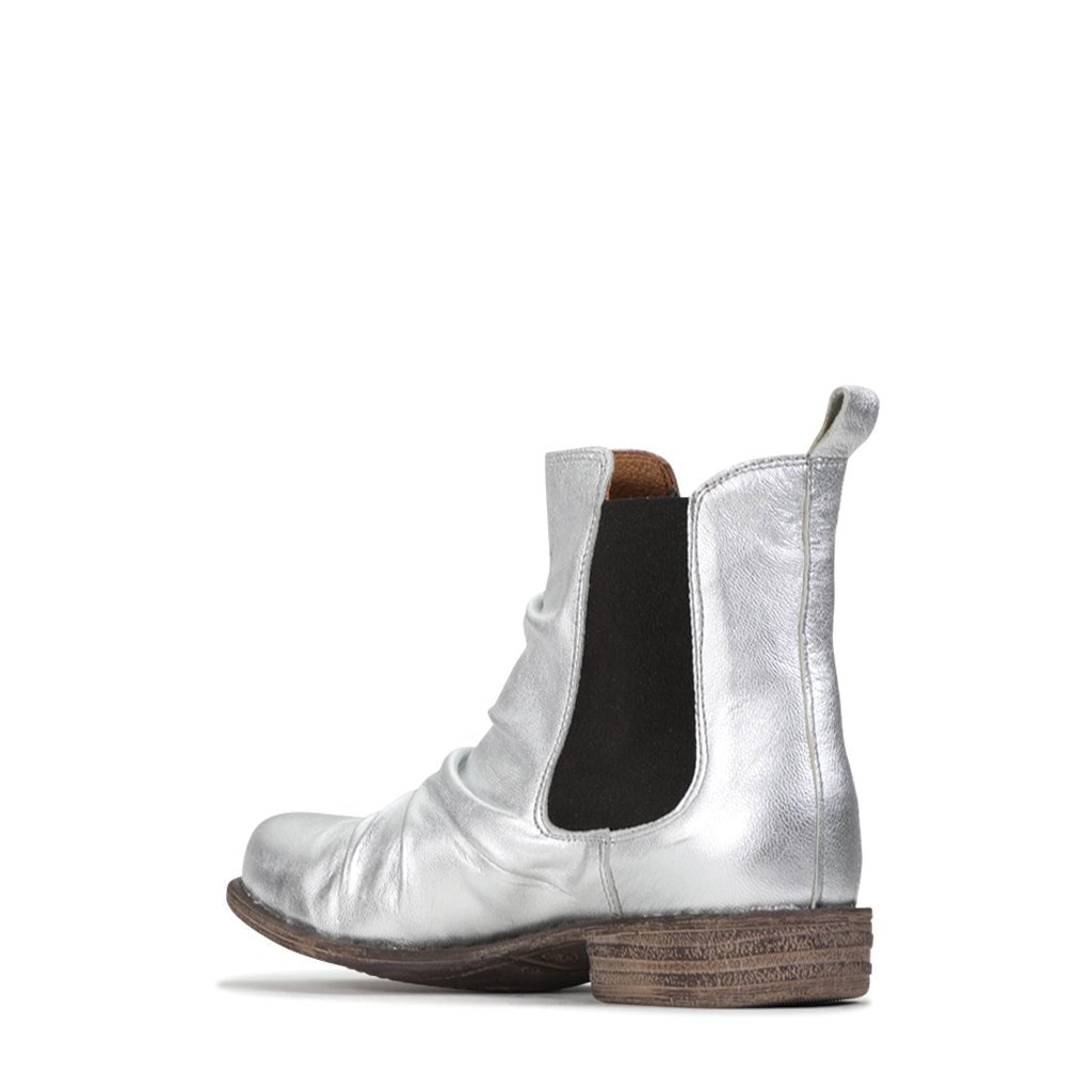 WILLO - EOS Footwear - Chelsea Boots  #color_silver